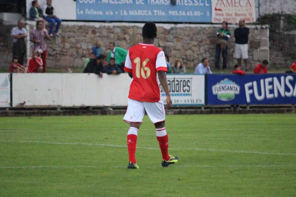 Koné contra el Club Marino. Foto Arturo Herrera.